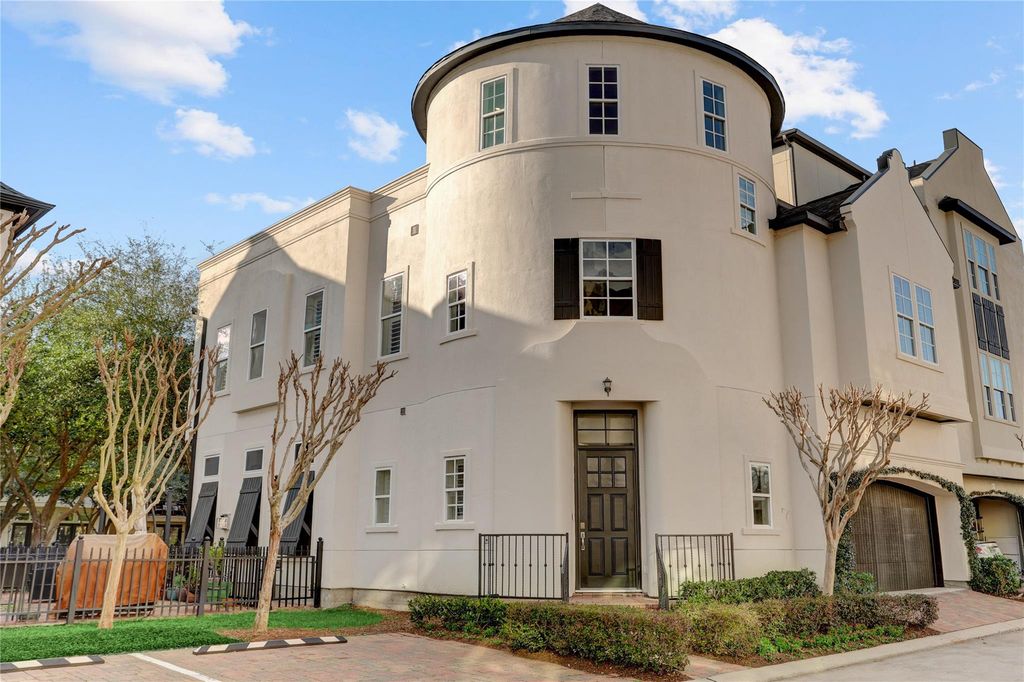 1701 Wrenwood Lakes, Houston, TX 77043