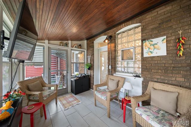 4140 Potomac Street, St Louis, MO 63116