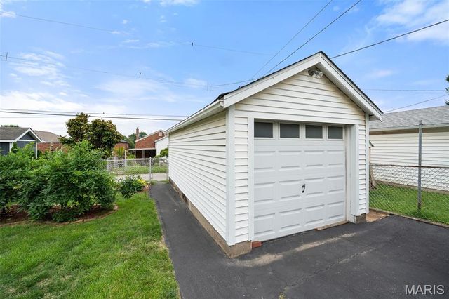 4140 Potomac Street, St Louis, MO 63116