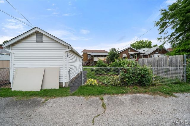 4140 Potomac Street, St Louis, MO 63116