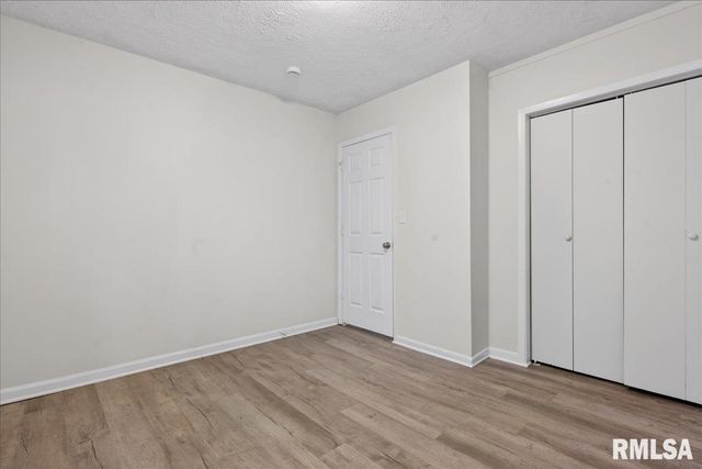 1848 HONEYSUCKLE Court, Springfield, IL 62703