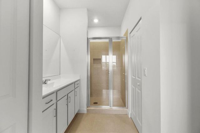 640 SE Lake Falls Street, Port St. Lucie, Port St Lucie, FL 34984