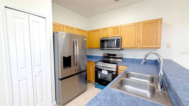 203 MADISON CIRCLE, Davenport, FL 33896
