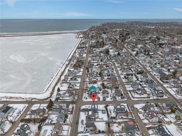 97 Eustis Avenue 2, Newport, RI 02840