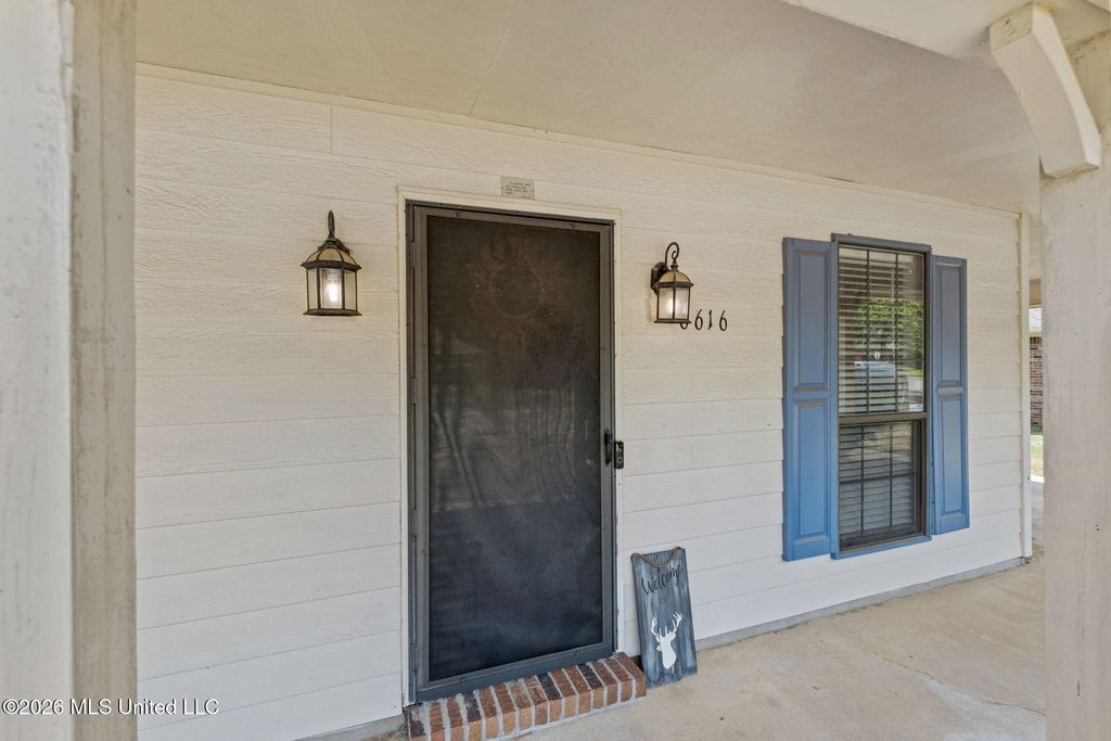 6616 Valerie Drive, Olive Branch, MS 38654 — photo 3