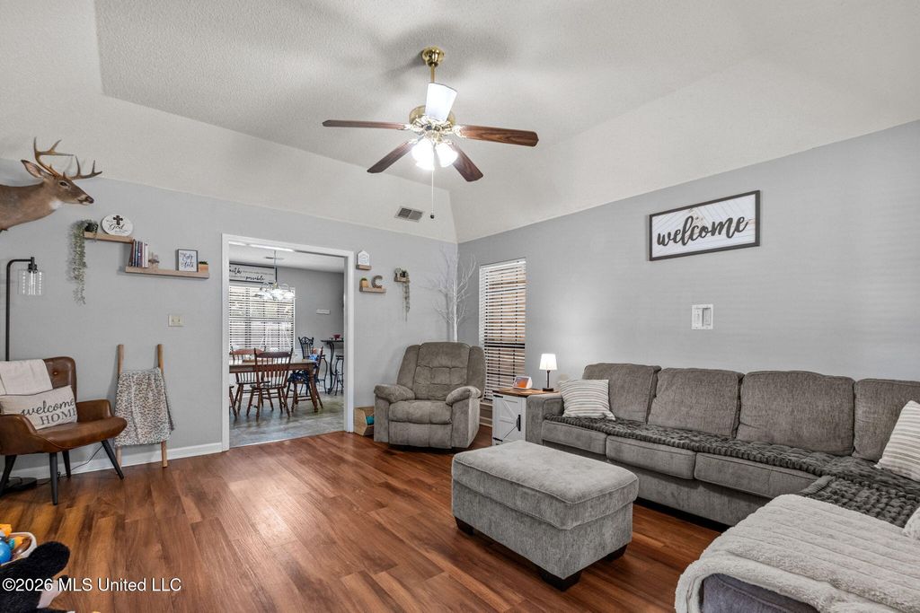 6616 Valerie Drive, Olive Branch, MS 38654 — photo 4