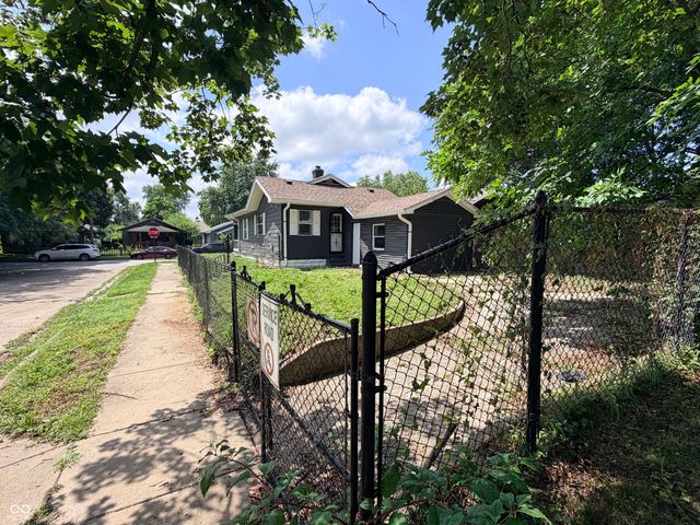2826 E 17th Street, Indianapolis, IN 46218