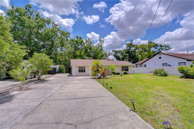 7905 N FREMONT AVENUE, Tampa, FL 33604