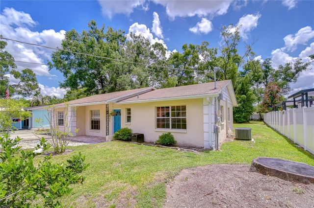 7905 N FREMONT AVENUE, Tampa, FL 33604