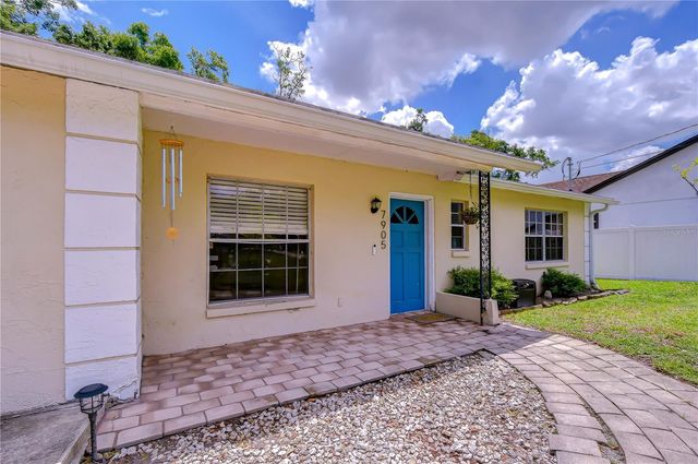 7905 N FREMONT AVENUE, Tampa, FL 33604