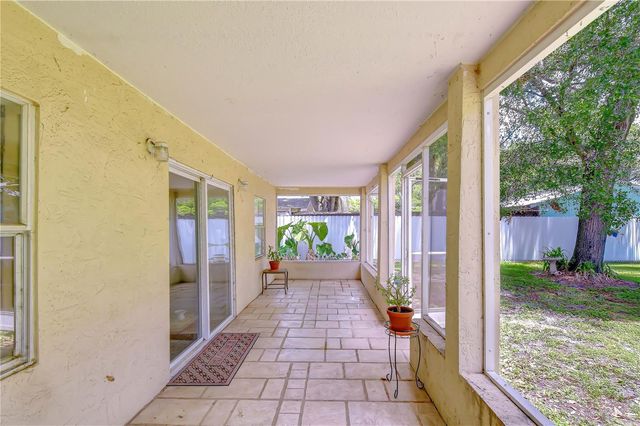 7905 N FREMONT AVENUE, Tampa, FL 33604