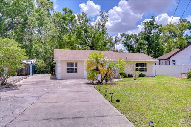 7905 N FREMONT AVENUE, Tampa, FL 33604