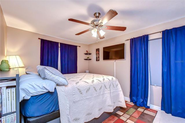 7905 N FREMONT AVENUE, Tampa, FL 33604