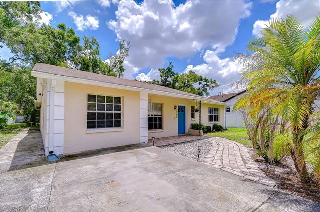 7905 N FREMONT AVENUE, Tampa, FL 33604