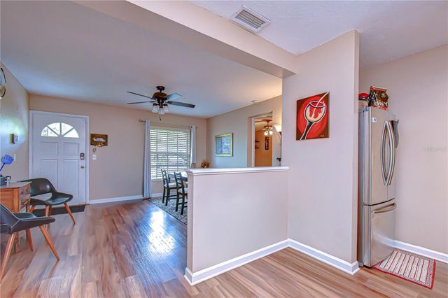 7905 N FREMONT AVENUE, Tampa, FL 33604