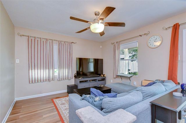 7905 N FREMONT AVENUE, Tampa, FL 33604