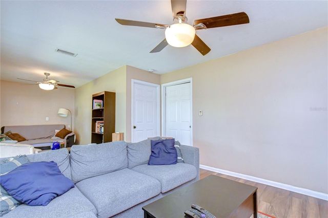 7905 N FREMONT AVENUE, Tampa, FL 33604