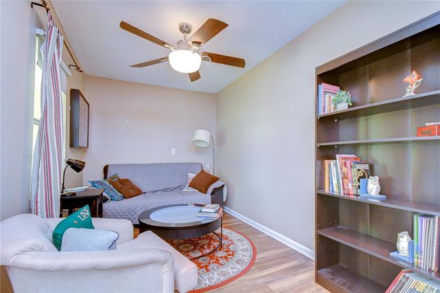 7905 N FREMONT AVENUE, Tampa, FL 33604