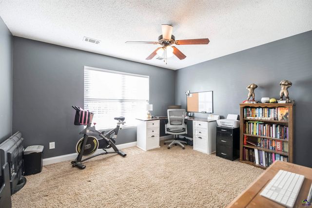 303 Rose Pointe Ct, Bonaire, GA 31005