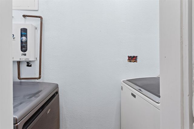 2616 45th Street, Galveston, TX 77550