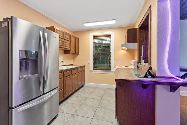 2616 45th Street, Galveston, TX 77550