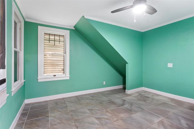 2616 45th Street, Galveston, TX 77550