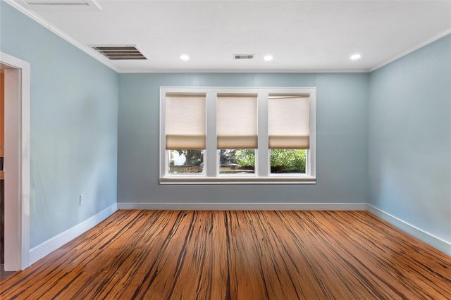 2616 45th Street, Galveston, TX 77550