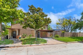 2616 45th Street, Galveston, TX 77550