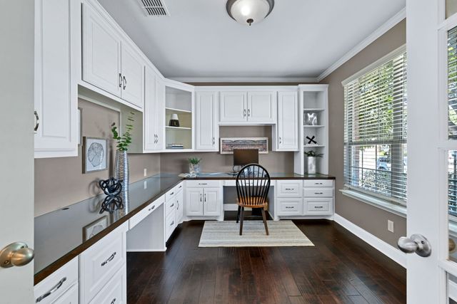 1097 Southampton Drive, Frisco, TX 75036