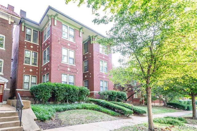 5845 Nina Place 3W, St Louis, MO 63112