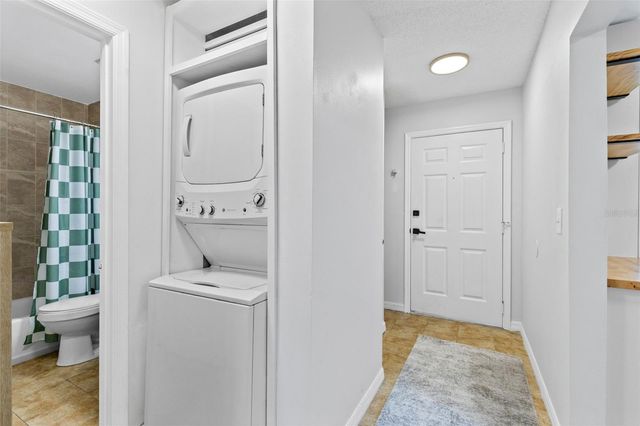 9514 DARIEN AVENUE 9514, Orlando, FL 32817