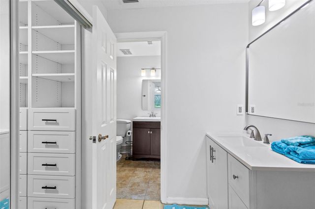 9514 DARIEN AVENUE 9514, Orlando, FL 32817