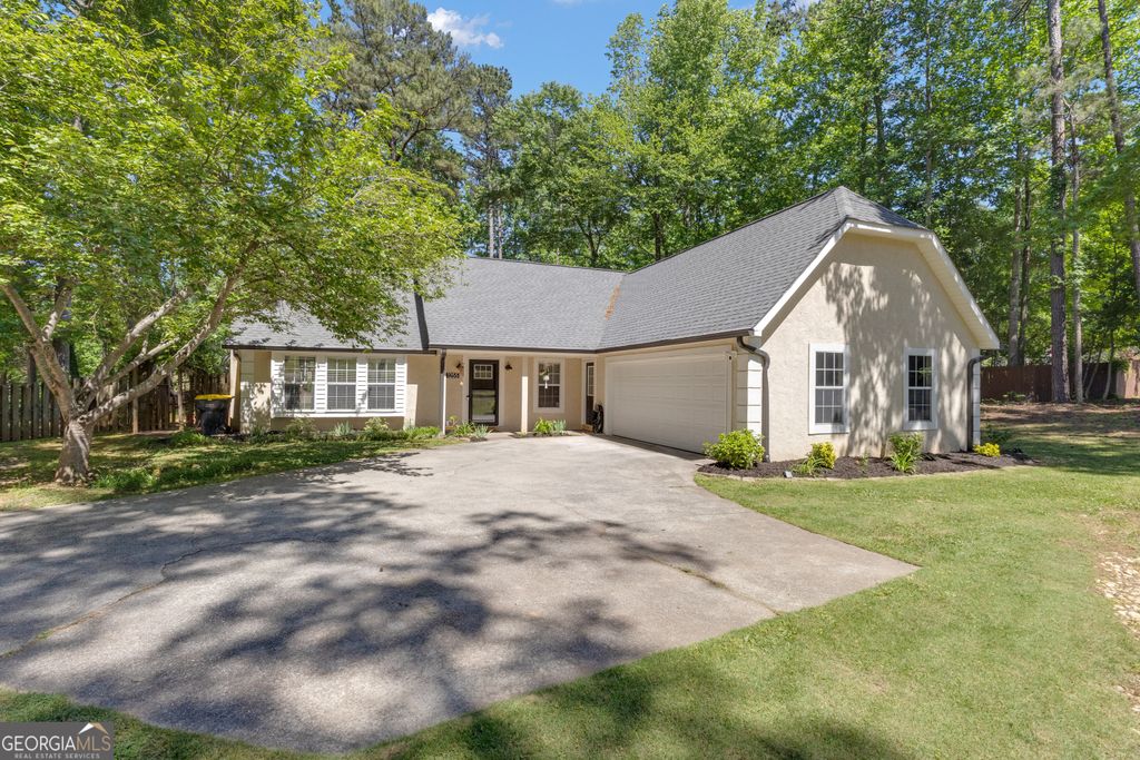 1255 Fischer Road, Sharpsburg, GA 30277