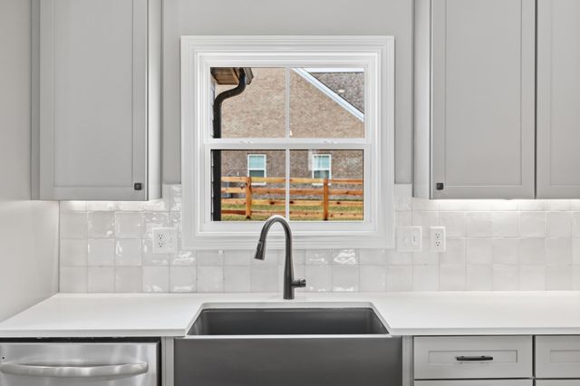 114 Zane Lane, Nicholasville, KY 40356