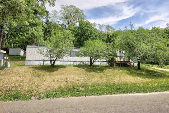 314 Railroad Street, Rio, WI 53960