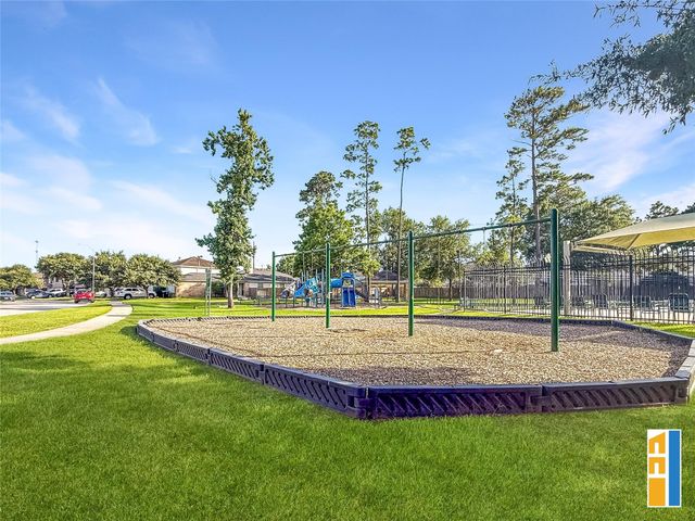 29566 N Legends Bend Drive, Spring, TX 77386