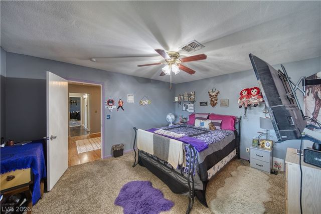2040 Laguna Street, Pahrump, NV 89048