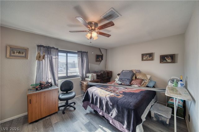 2040 Laguna Street, Pahrump, NV 89048
