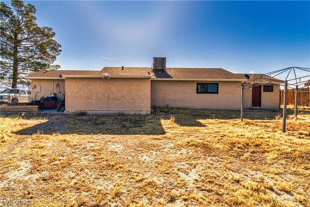 2040 Laguna Street, Pahrump, NV 89048