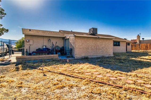 2040 Laguna Street, Pahrump, NV 89048
