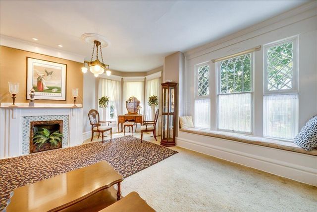 62 N Ohio Avenue, 3rd floor, Columbus, OH 43203