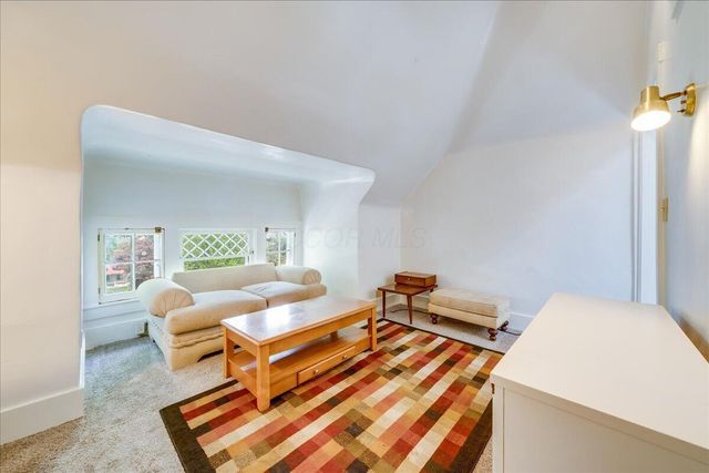 62 N Ohio Avenue, 3rd floor, Columbus, OH 43203