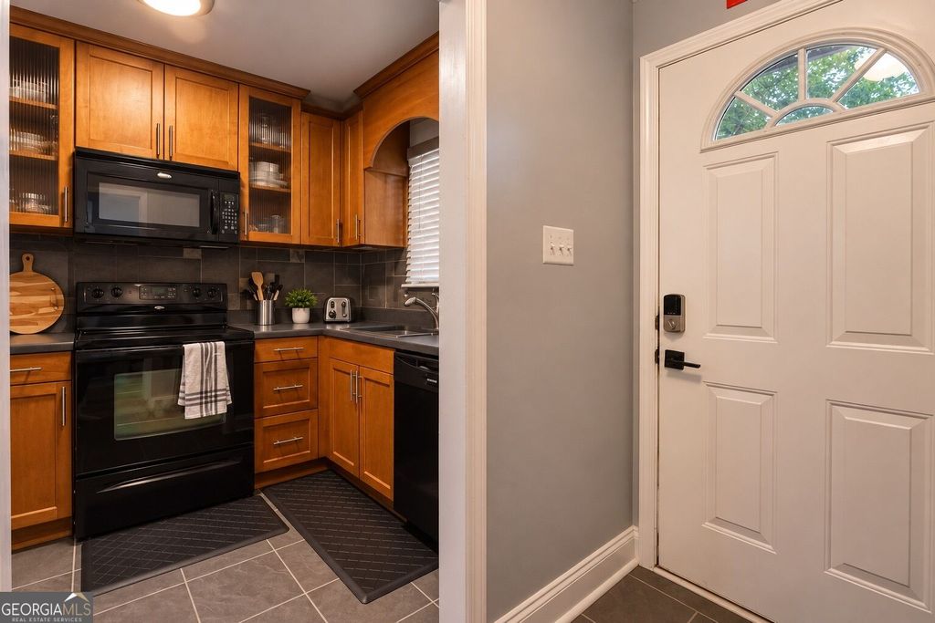 1055 Baxter Street 406, Athens, GA 30606 — photo 3