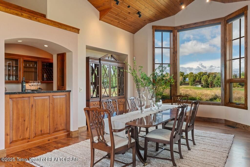 6240 N PRICKLY PEAR Lane, Jackson, WY 83001 photo 14