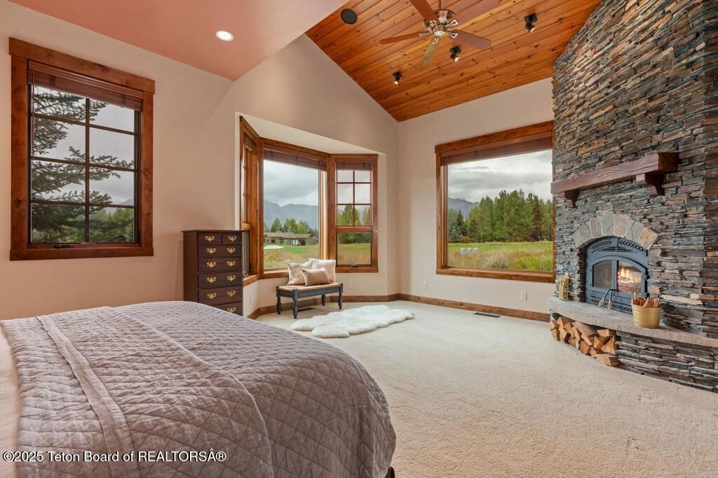 6240 N PRICKLY PEAR Lane, Jackson, WY 83001 photo 16