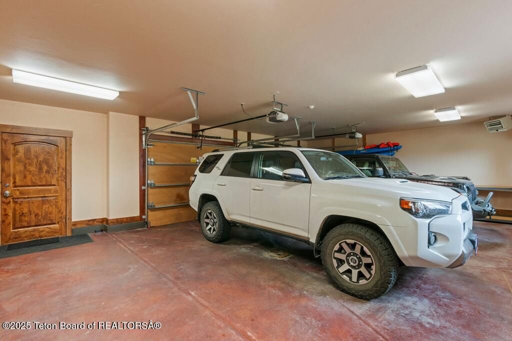 6240 N PRICKLY PEAR Lane, Jackson, WY 83001 photo 36