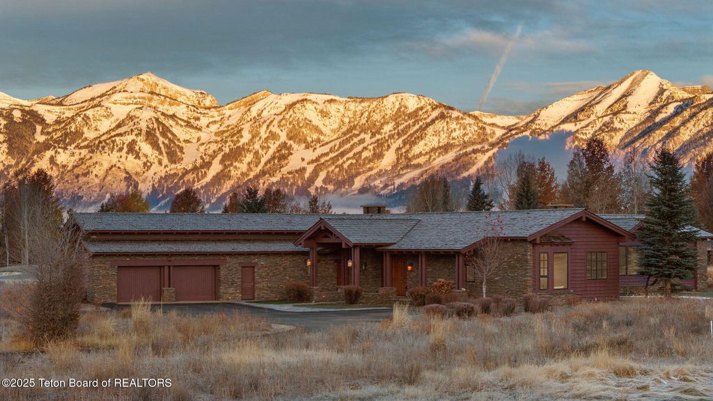 6240 N PRICKLY PEAR Lane, Jackson, WY 83001 photo 37