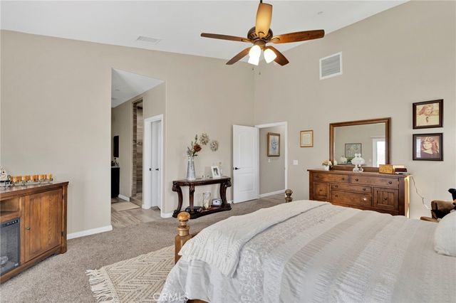 8140 Heartland, Oak Hills, CA 92344