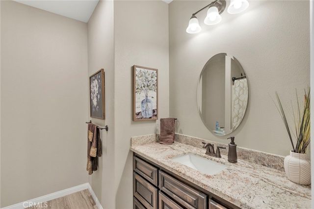 8140 Heartland, Oak Hills, CA 92344