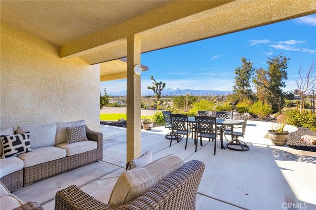 8140 Heartland, Oak Hills, CA 92344